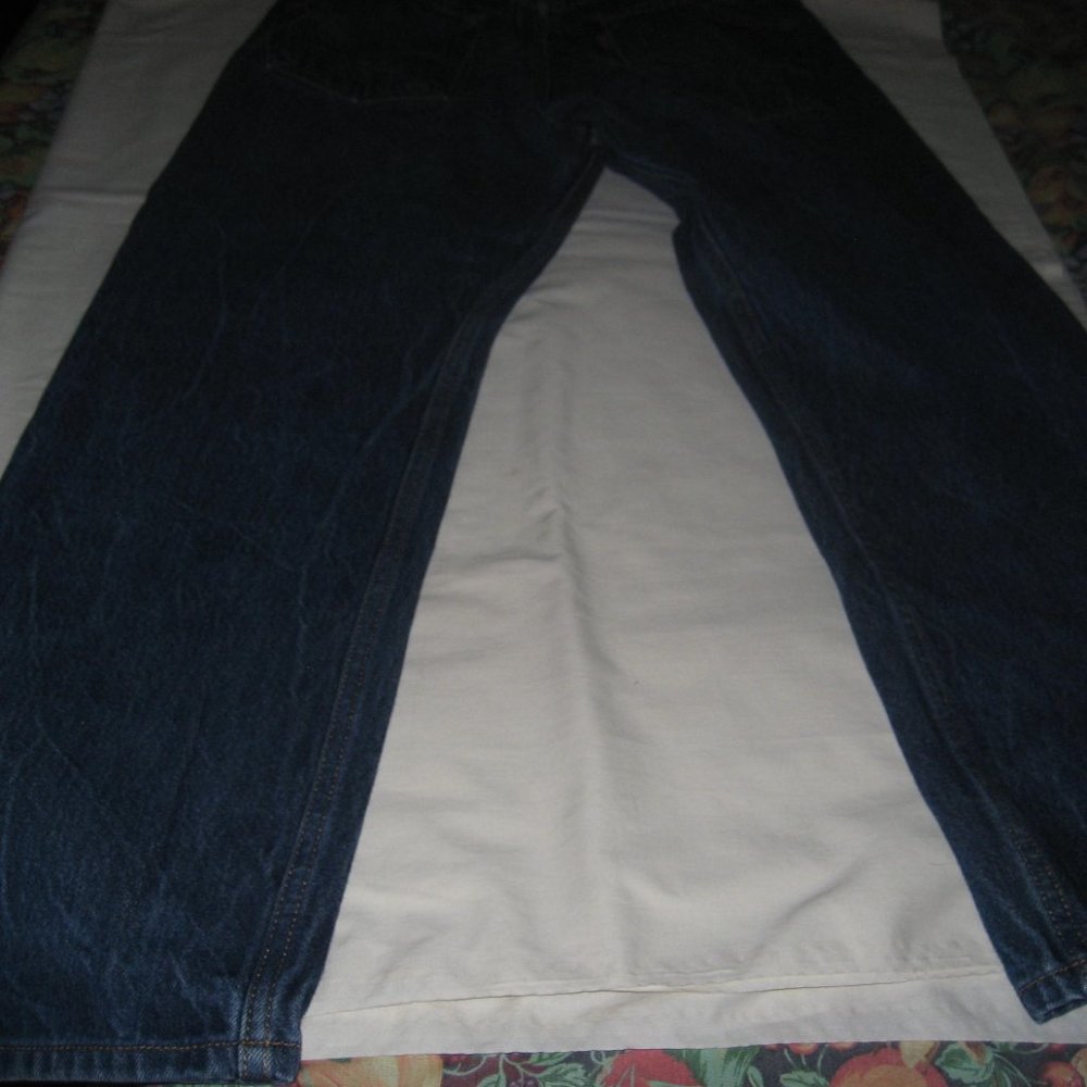 LEVIS 501 STRAIGHT FIT  JEANS 34X32 LIKE NEW - Picture 5 of 6